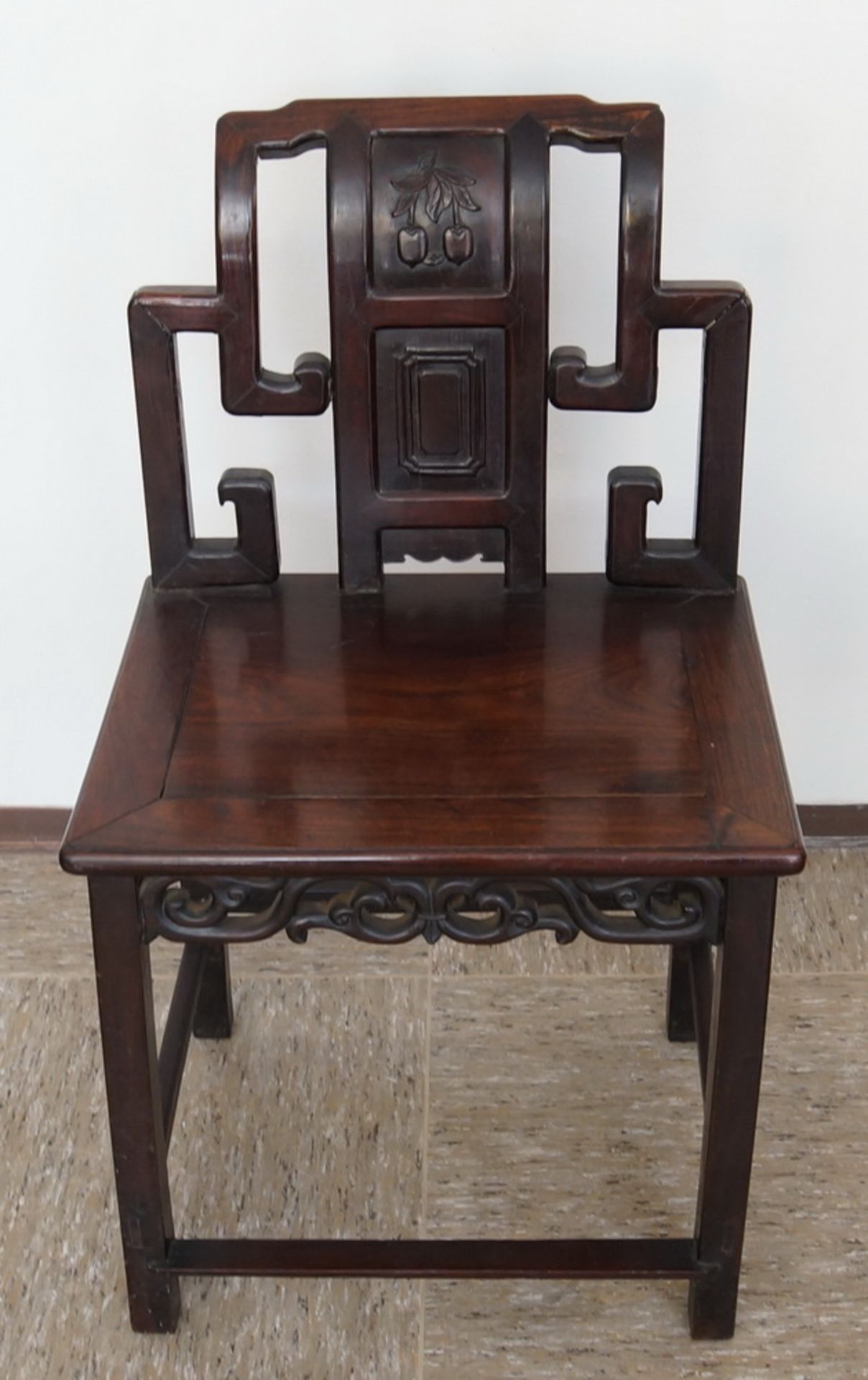 Stuhl China, schweres Holz, besch., 93x52x42SH51cm - Bild 4 aus 5
