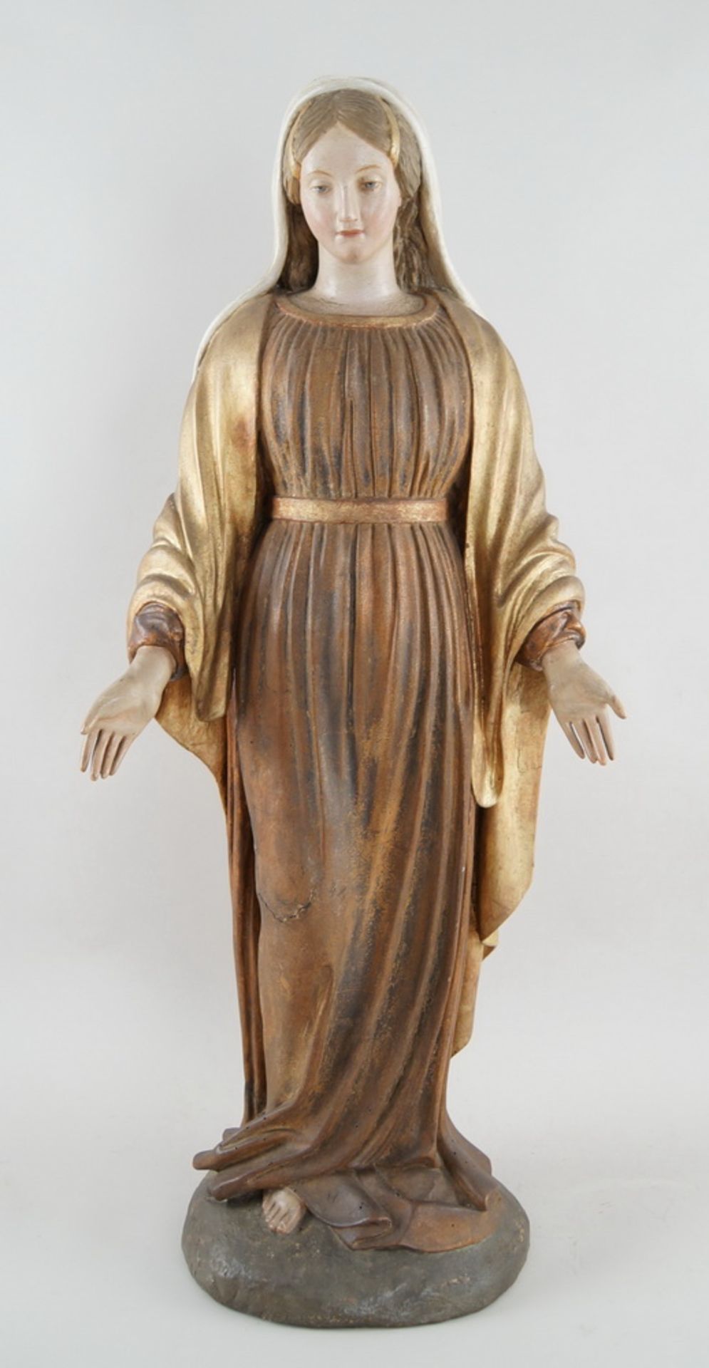 Prächtige neapolitanische Madonna, 19. JH, Holz geschnitzt und gefasst, vergoldet, H 91cm