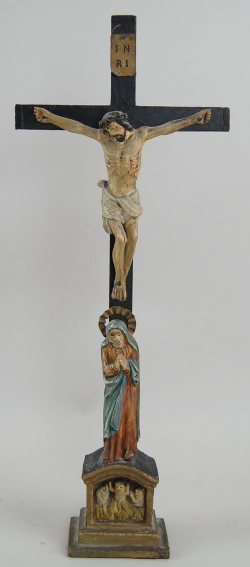 Kruzifix, Standkreuz mit Fegefeuer, Holz geschnitzt und gefasst, H 51cm