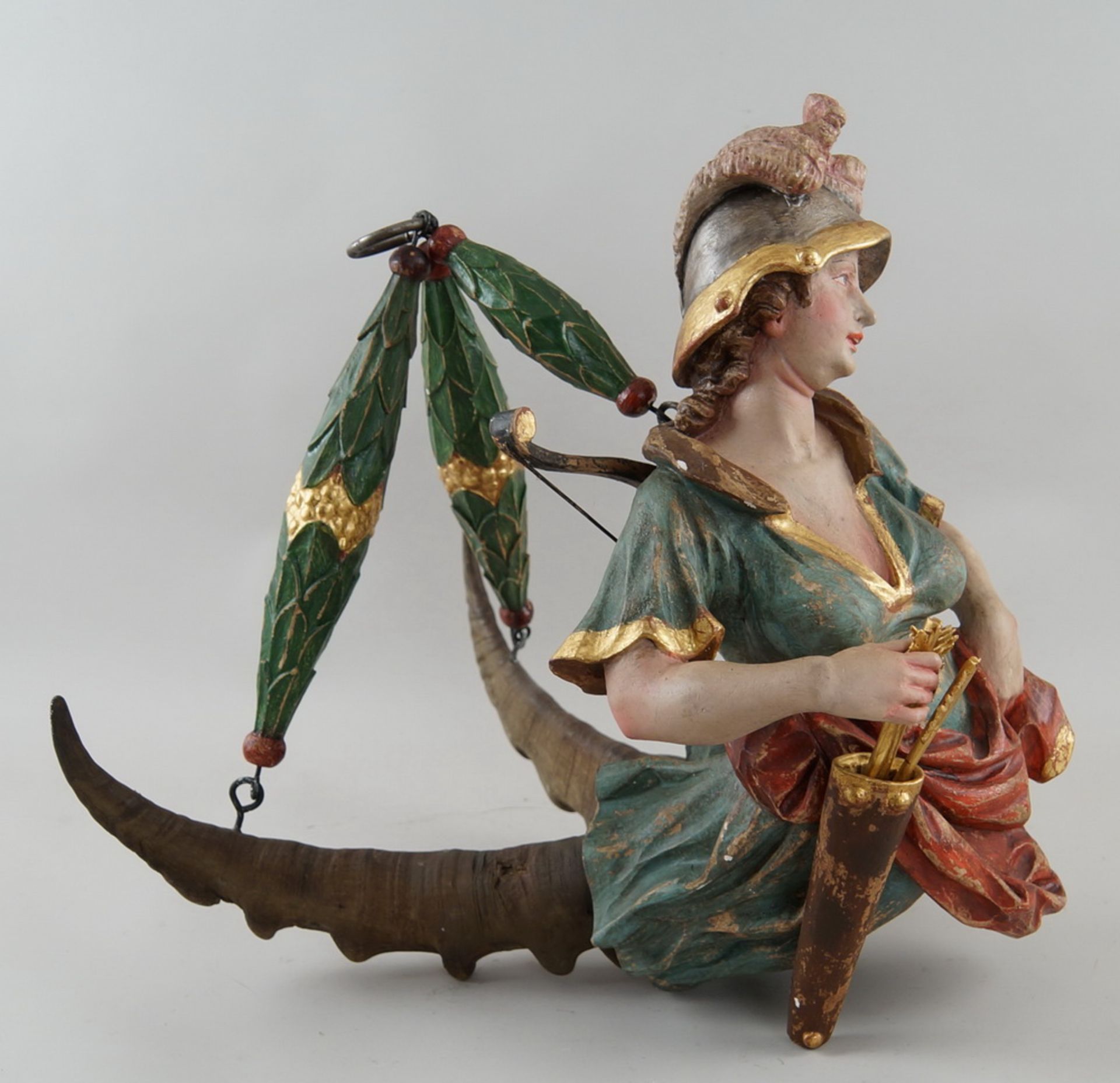 Lüsterweibchen der Jagdgöttin Diana, Holz geschnitzt und gefasst mit echtem Horn,48x57x40cm - Bild 6 aus 8