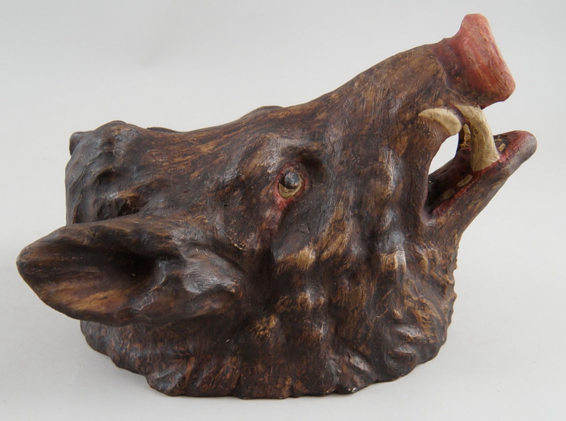 Saukopf / Wildschwein / Eber, Holz geschnitzt und gefasst, auf Brett zum hängen, H 27 cm - Bild 4 aus 6