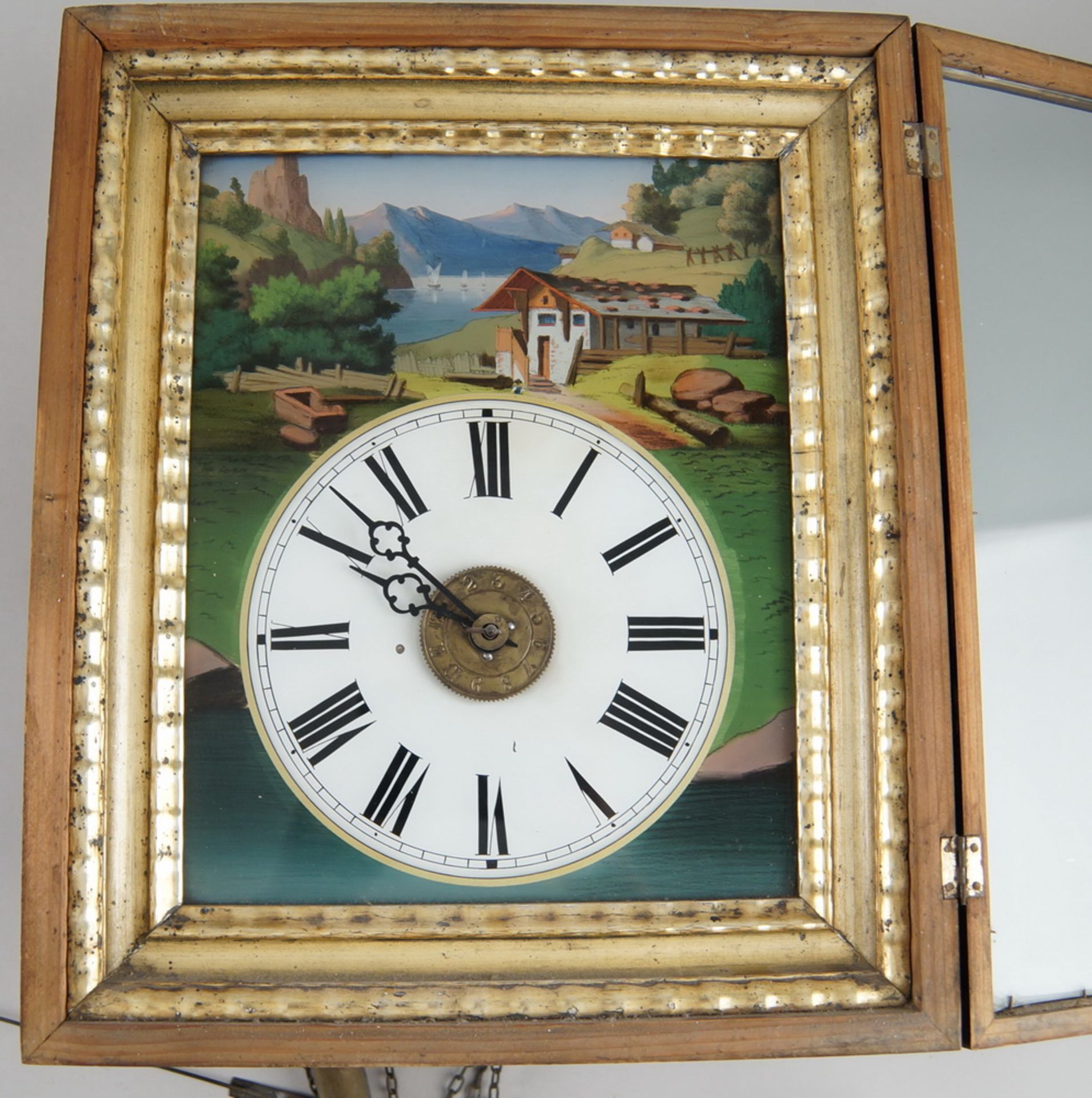 Schöne Rahmenuhr mit Pendel und Gewichten, ländliche Malerei mit Gebirgssee, 35x30x17cm - Image 2 of 6