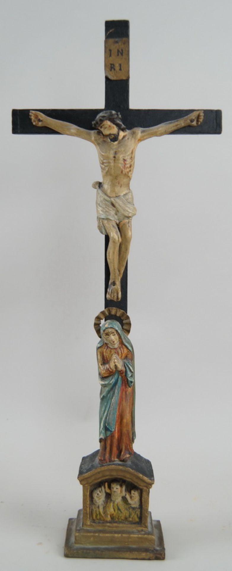 Kruzifix, Standkreuz mit Fegefeuer, Holz geschnitzt und gefasst, H 51cm - Bild 2 aus 5