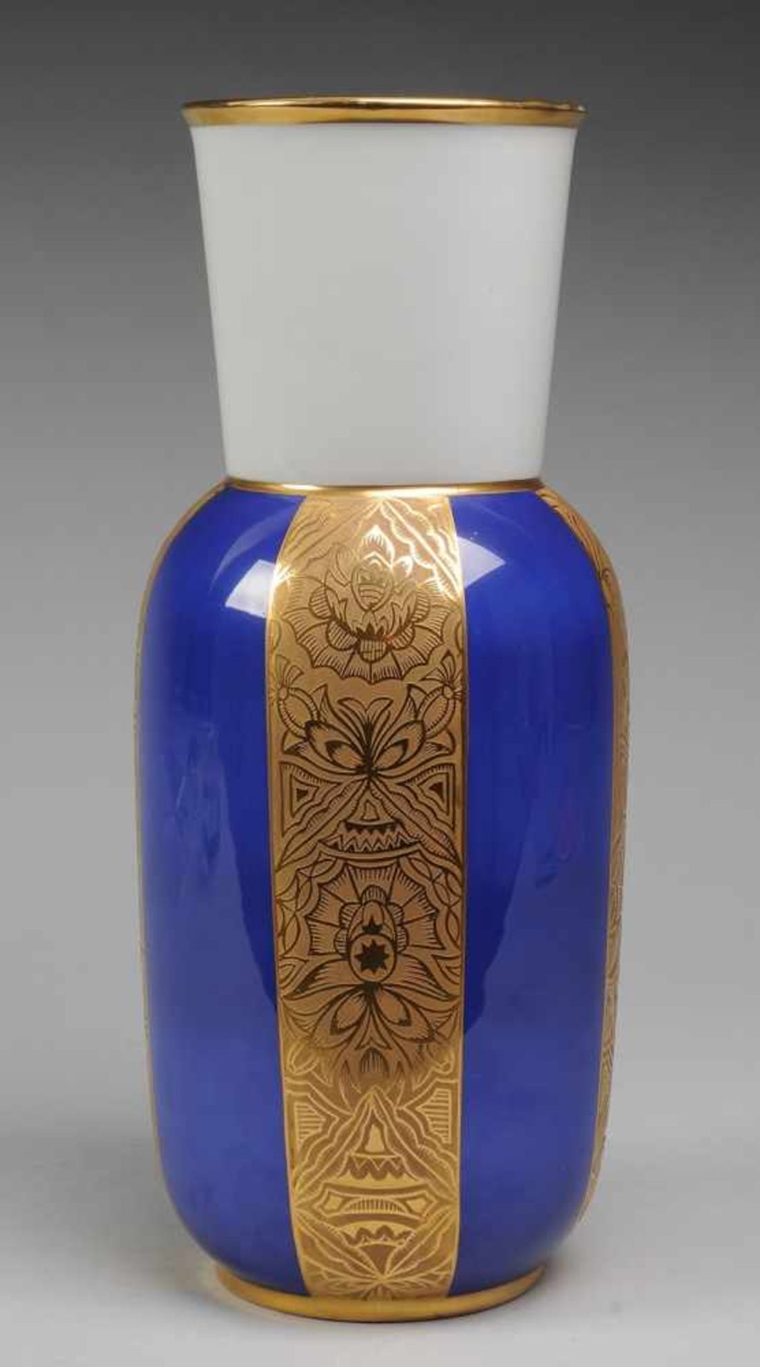 Art-Déco-Vase mit Ätzgolddekor<b