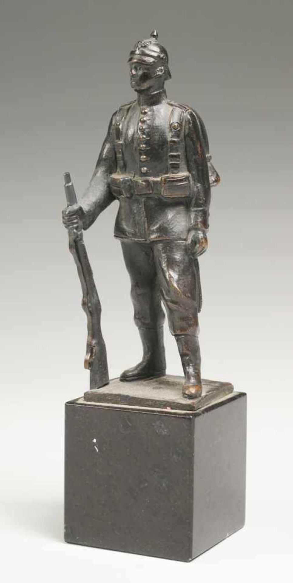 Soldaten-Statuette