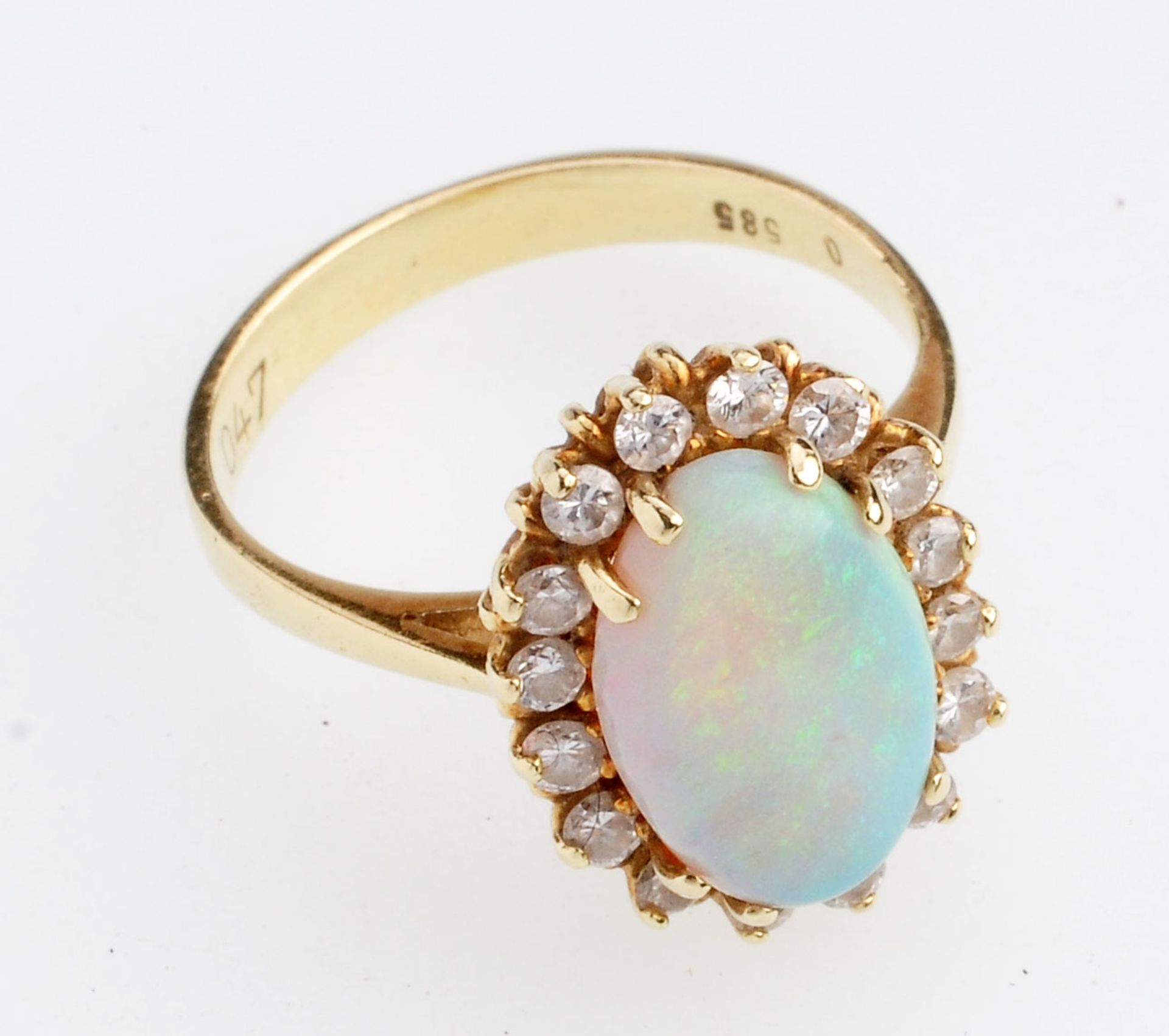 Opal-Brillant-Ring