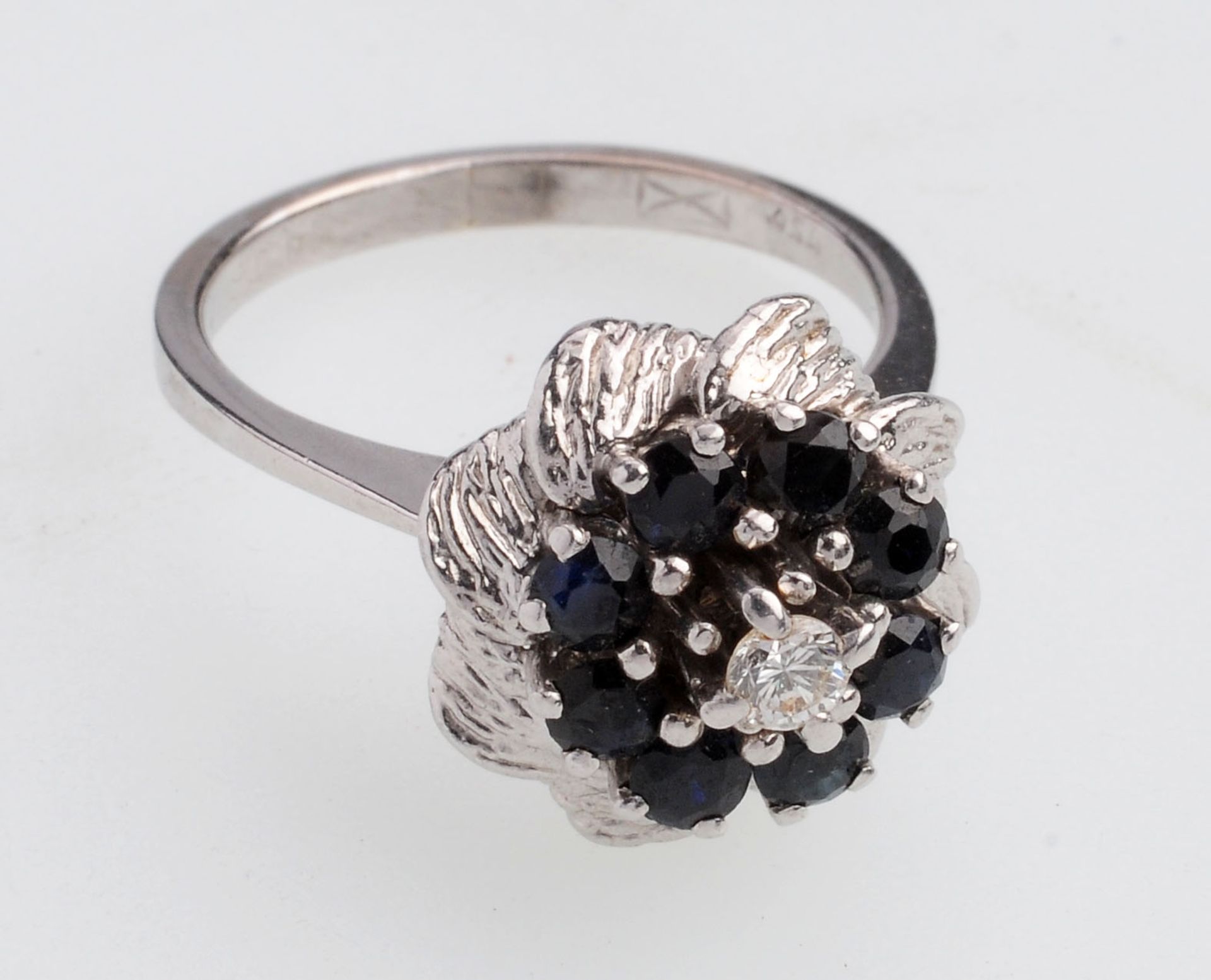 Saphir-Brillant-Ring