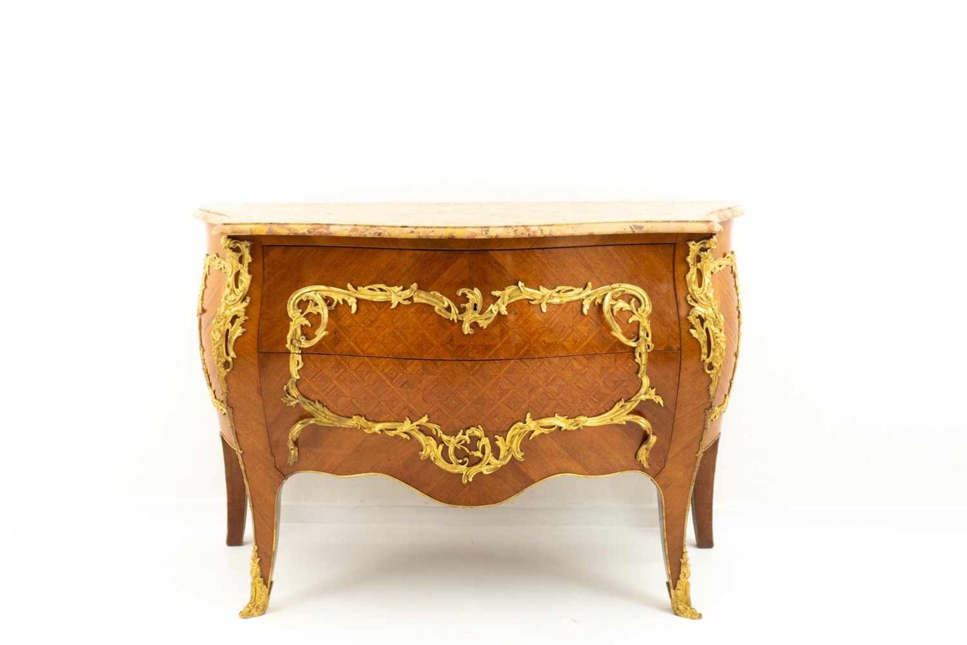 Bulging ornate chest of drawers with bronze appliqué< - Image 2 of 8