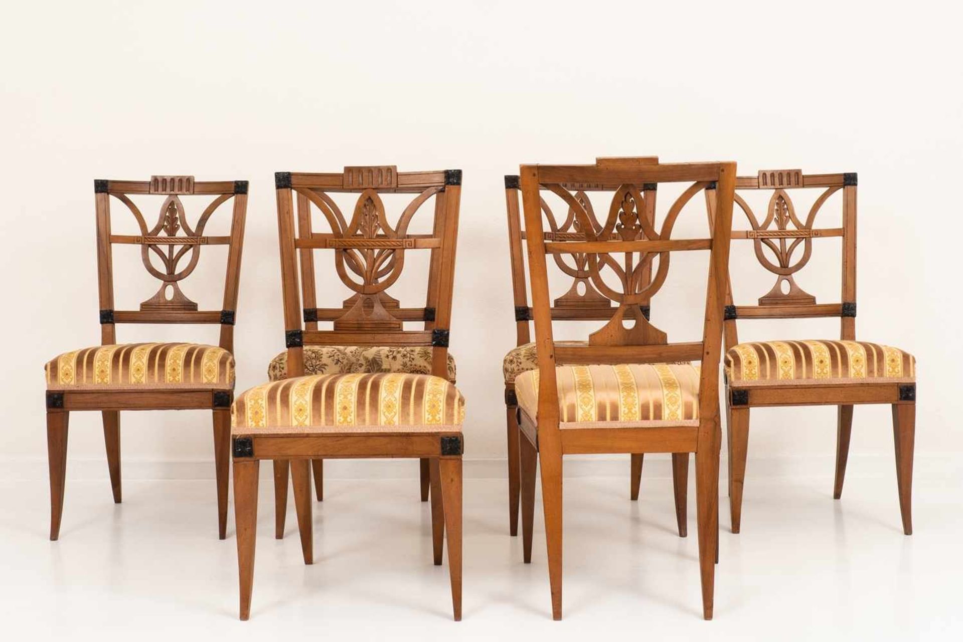 Six Louis-seize chairs - Bild 3 aus 6