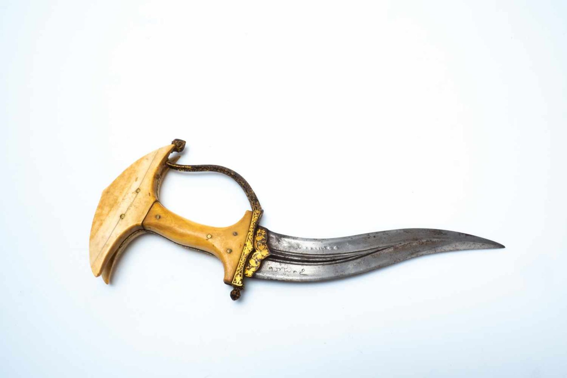 Vijayanagarian king's dagger - Image 2 of 5