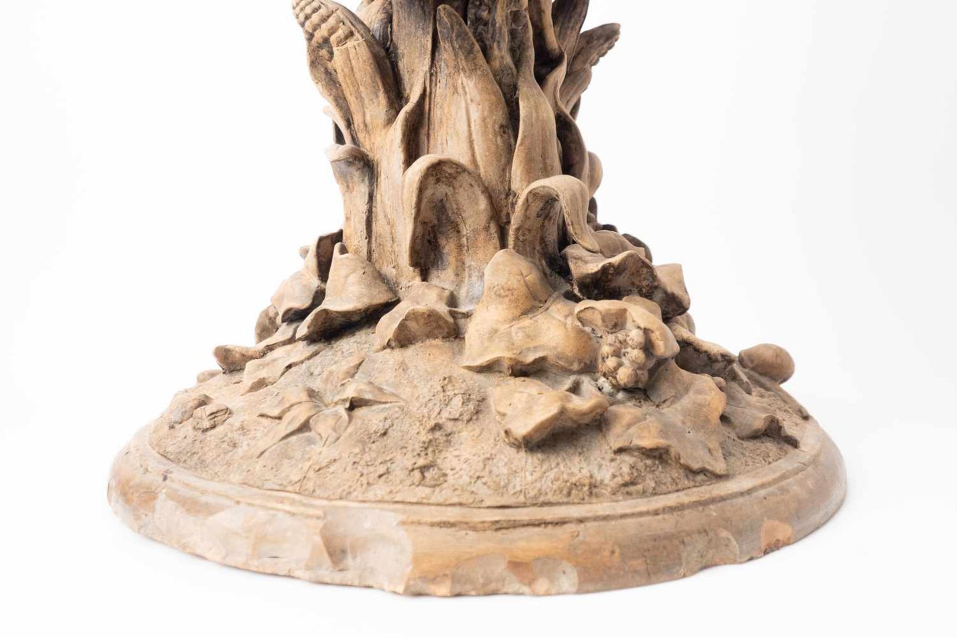 Monumentaler Terracotta-Kranich - Image 9 of 16