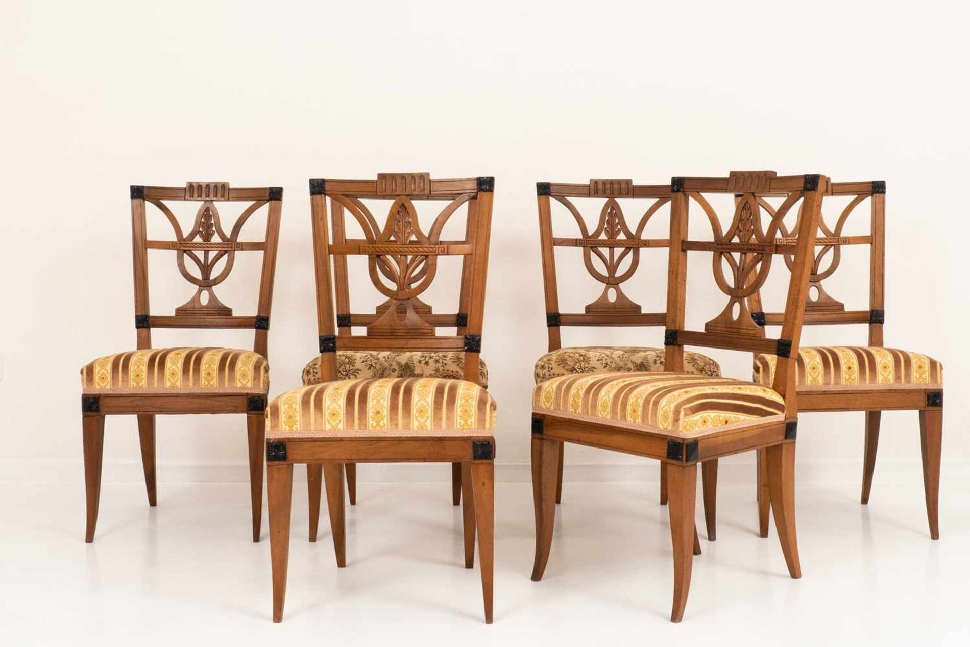 Six Louis-seize chairs - Bild 2 aus 6