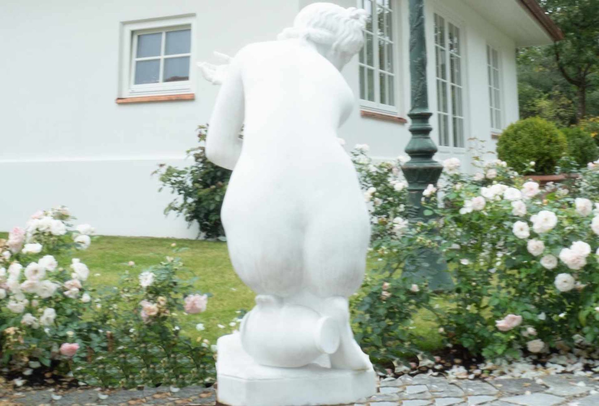 Marble sculpture, nude/Venus with knee lifted - Bild 2 aus 5