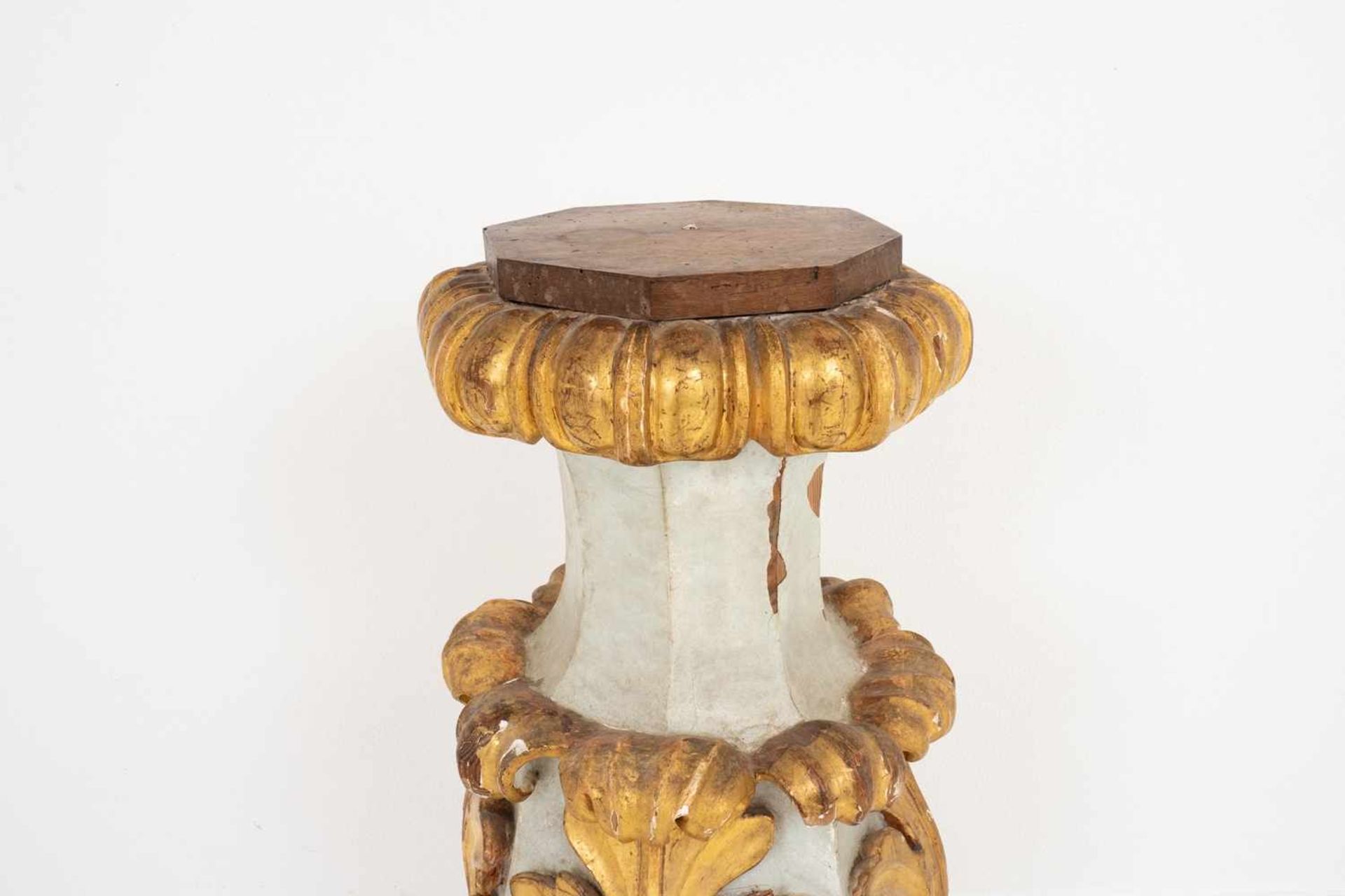 Baroque figure pillar - Image 2 of 4
