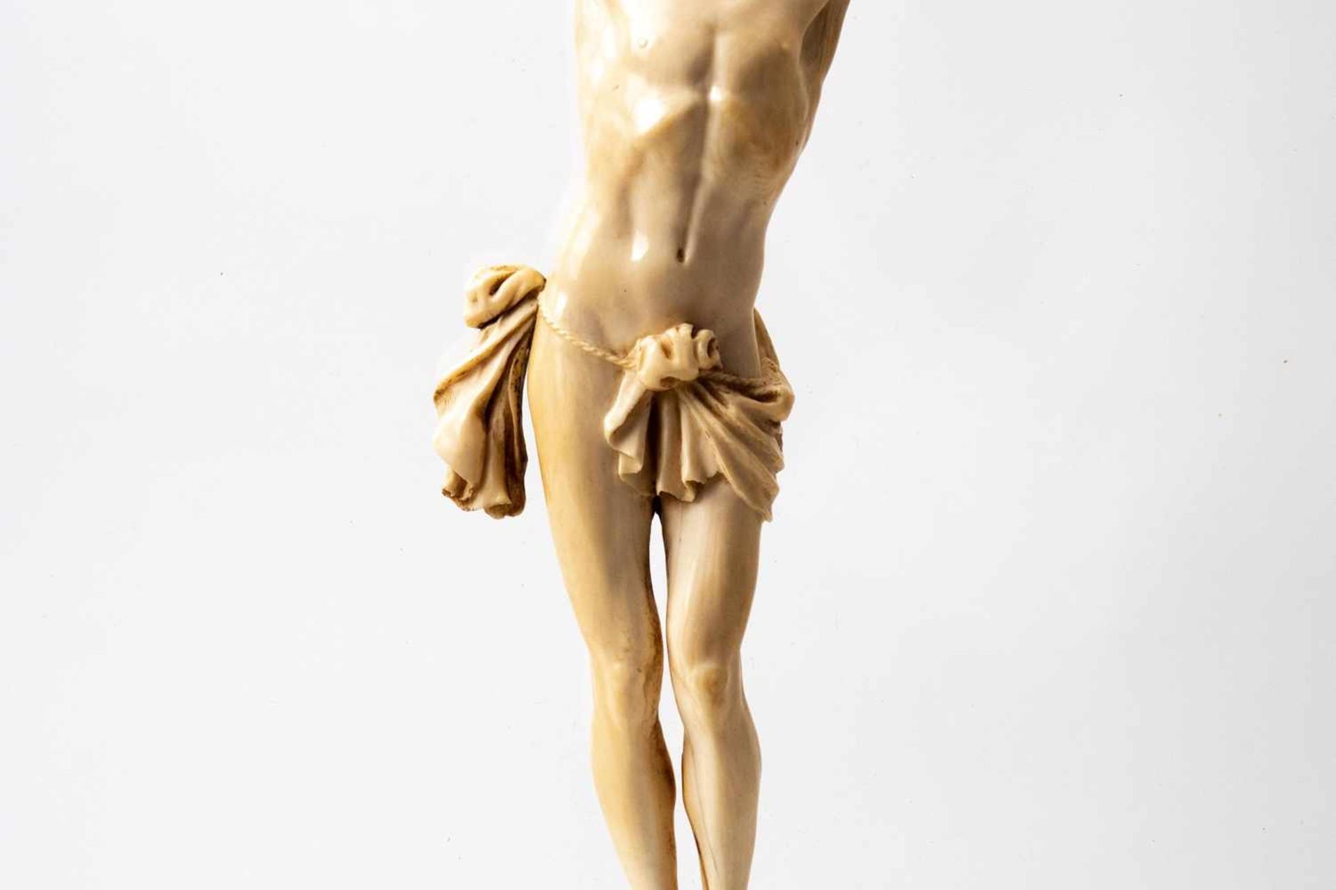 Großer Elfenbein Corpus Christi< - Image 8 of 15