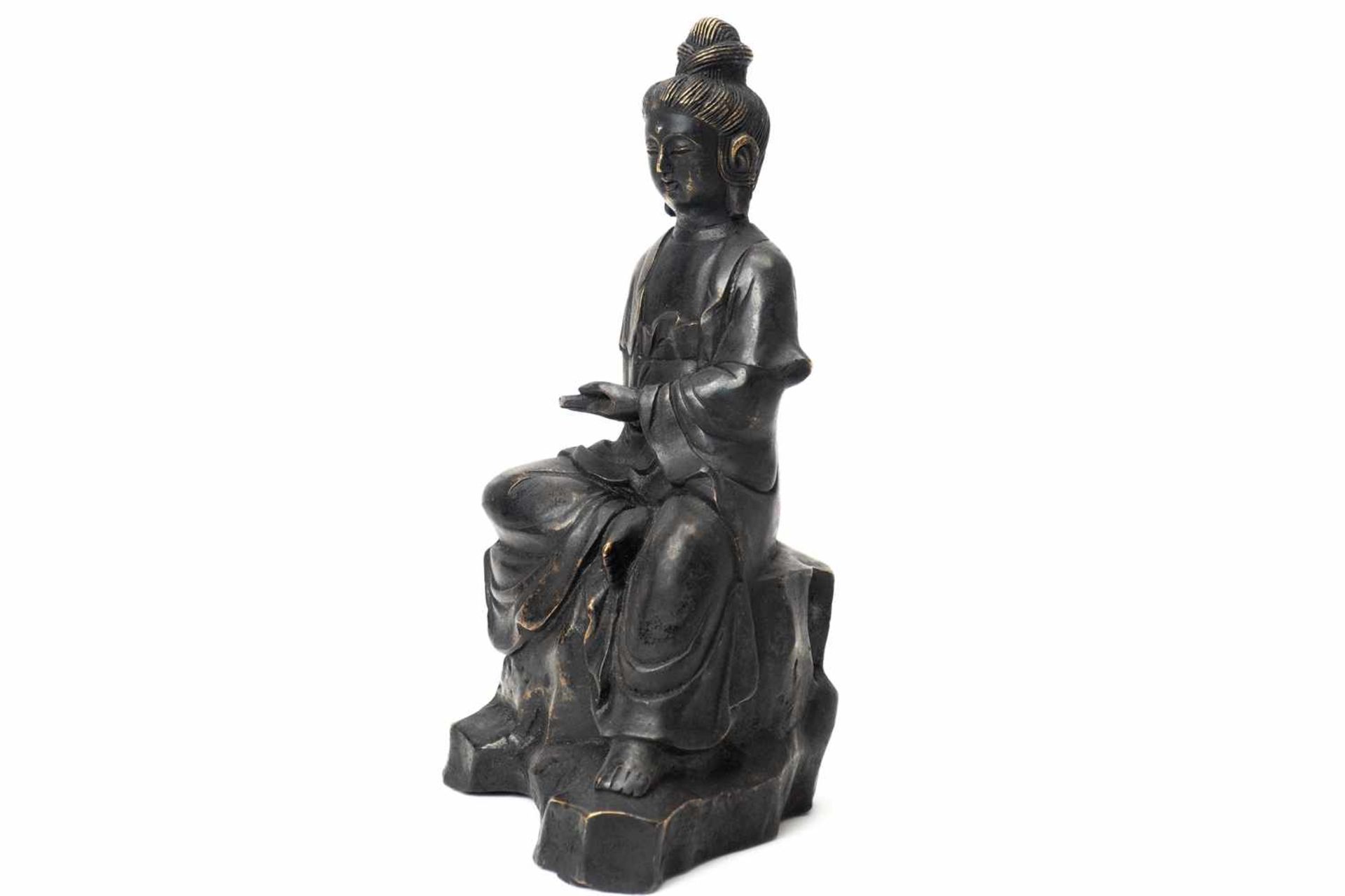 Sitzender Buddha - Bild 2 aus 16