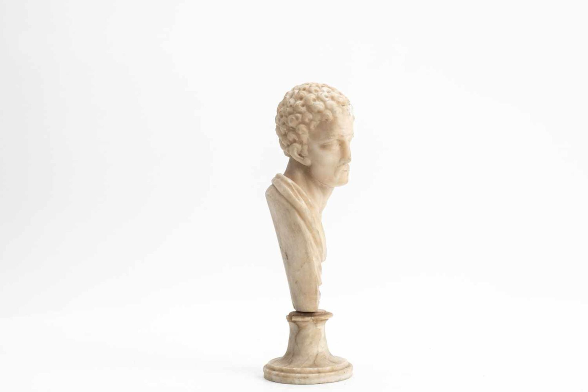Small marble figure/bust - Image 5 of 10