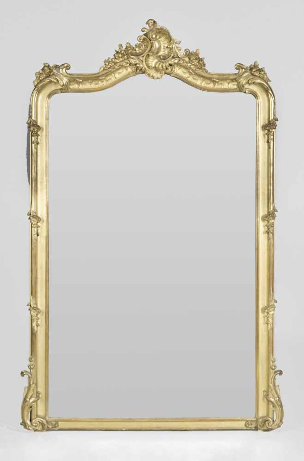Großer Belle Epoque Trumeau-SpiegelHolz, geschnitzt, gefasst und vergoldet. Hochrechteckige,
