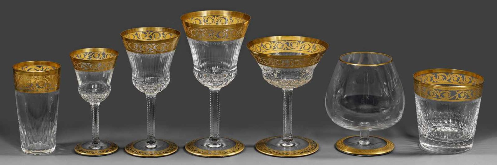 Saint-Louis-Trinkglasservice mit "Thistle Gold"-Dekor52-tlg.; Farbloses Kristallglas, Schliffdekor