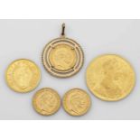 Kleine Kollektion von GoldmünzenDukatengold. Zwei Kaiser Wilhelm II. 20 Mark Münzen von 1909, eine