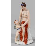 Venus und AmorStehende Venus in Begleitung des geflügelten Amorkindes. Polychrome Malerei. Rest.;