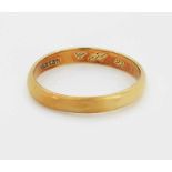 Klassischer EheringGelbgold, gest. 585. Gew. ca. 3,42 g. A wedding ring in 14 k gold.