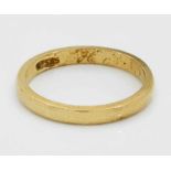 Klassischer EheringGelbgold, gest. 585. Gew. ca. 2,71 g. A wedding ring in 14 k gold.