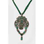 Orientalisches Smaragd-DiamantcollierSilber. Einreihige Kette aus hellgrünen facettierten