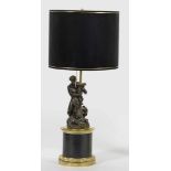 Große repräsentative Napoleon III-Skulpturenlampe2-flg.; Bronze, vergoldet bzw. dunkel patiniert.