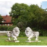 Paar monumentale Löwen als ParkskulpturenPaar monumentale Löwen als Parkskulpturen