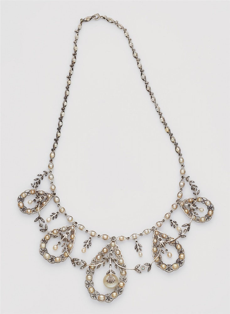 A Belle Epoque diamond and Oriental pearl necklacePlatinum necklace designed as a delicate garland - Image 2 of 2