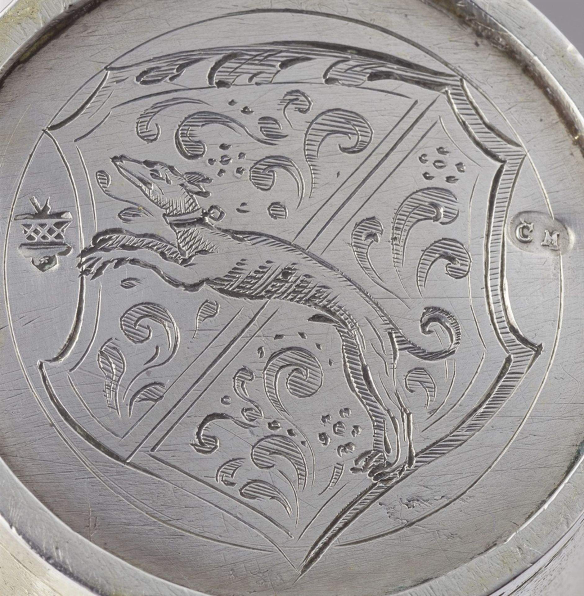 An Ulm silver christening beakerA silver-gilt beaker of tapering cylindrical form with snakeskin - Bild 2 aus 2