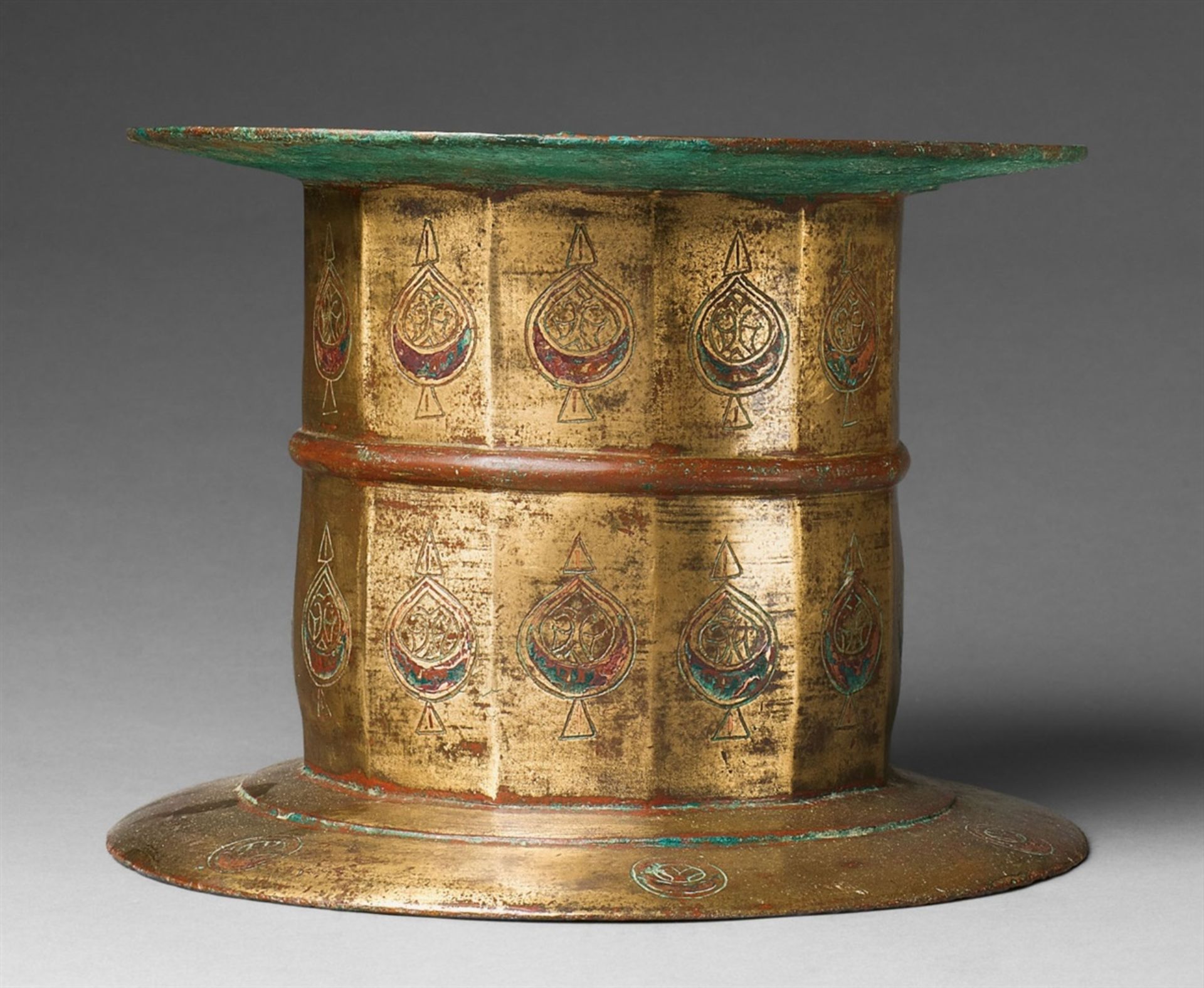 An important Iranian mortarCast bronze with high copper content, copper inlays, brownish red patina, - Bild 5 aus 6