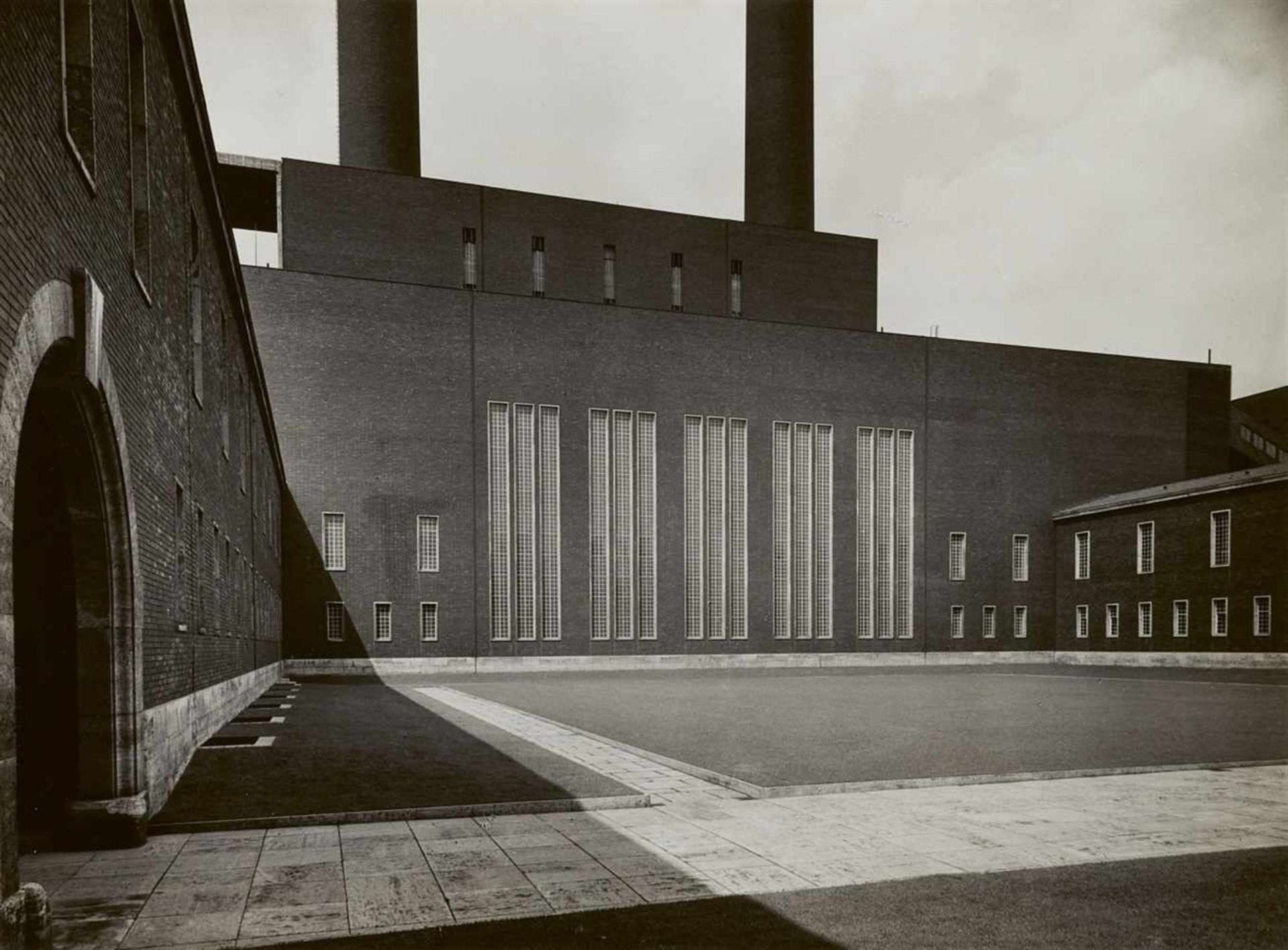 Albert Renger-PatzschHydrierwerk GelsenbergVintage, Gelatinesilberabzug auf Agfa-Brovira-Papier.