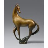 Ewald MataréTänzelndes Pferd (Chinesisches Pferd)Bronze Höhe 21 cm Unter dem Bauch mit dem