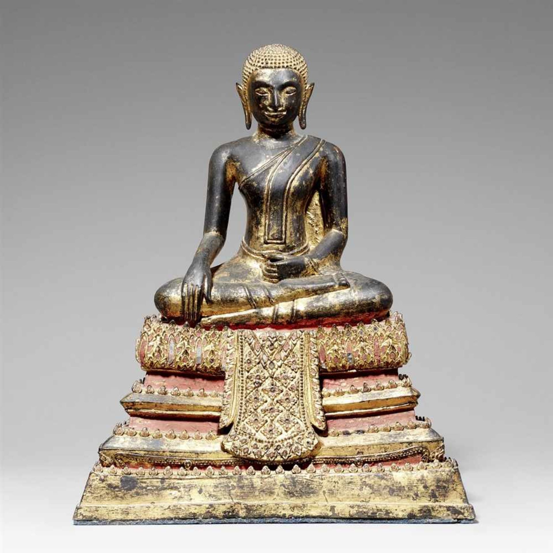 Pra Malay. Bronze. Thailand. Ratanakosin. 19. Jh.Im Meditationssitz auf einem getreppten Sockel