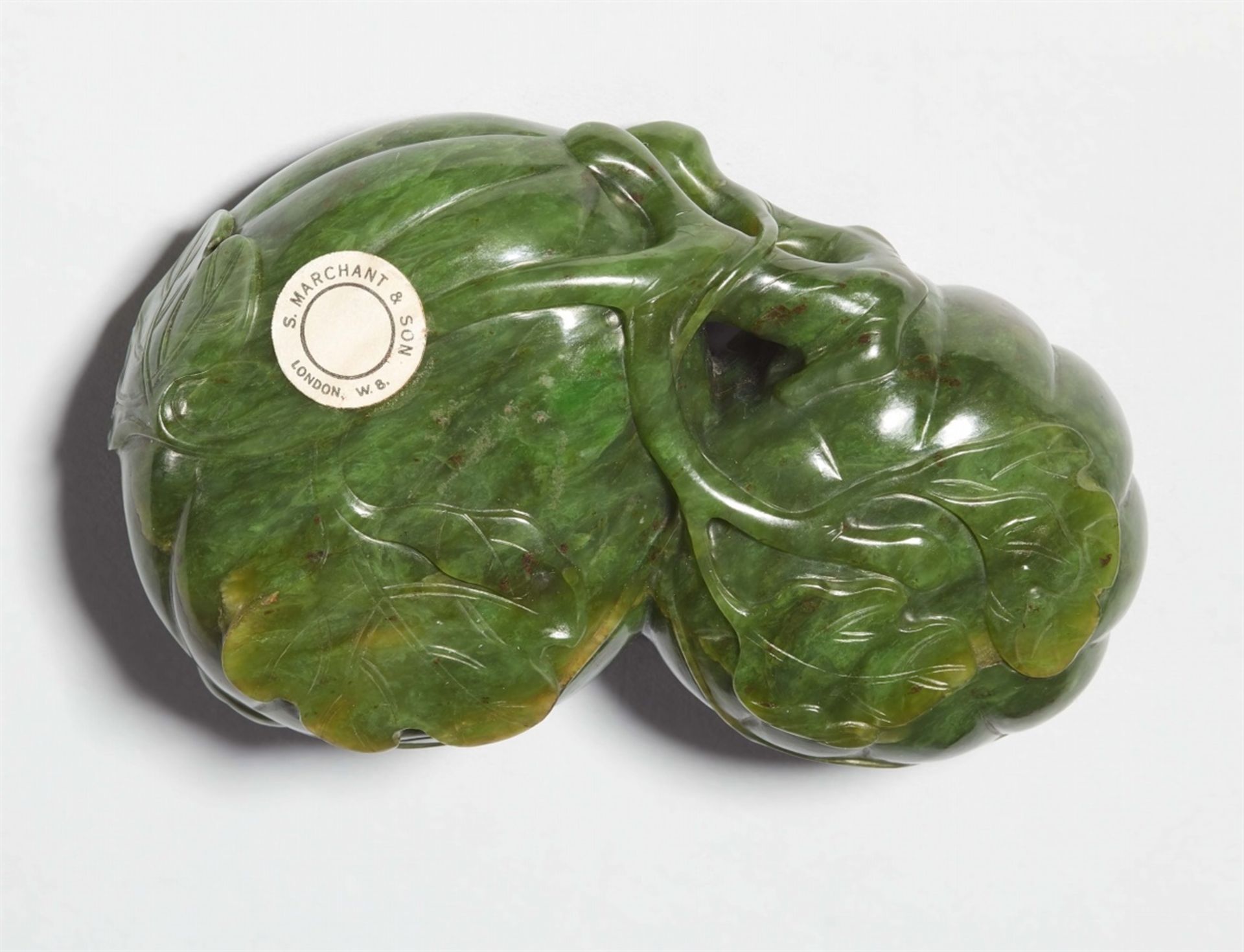 Pinselwaschgefäß. Spinatgrüne Jade. Qing-Zeit - Bild 2 aus 2