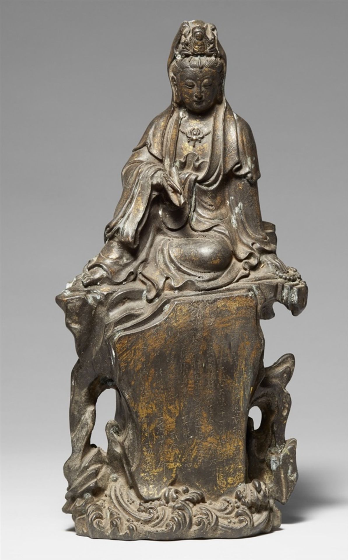 Bodhisattva Guanyin, Bronze. Süd-China. 18. Jh. - Bild 2 aus 2