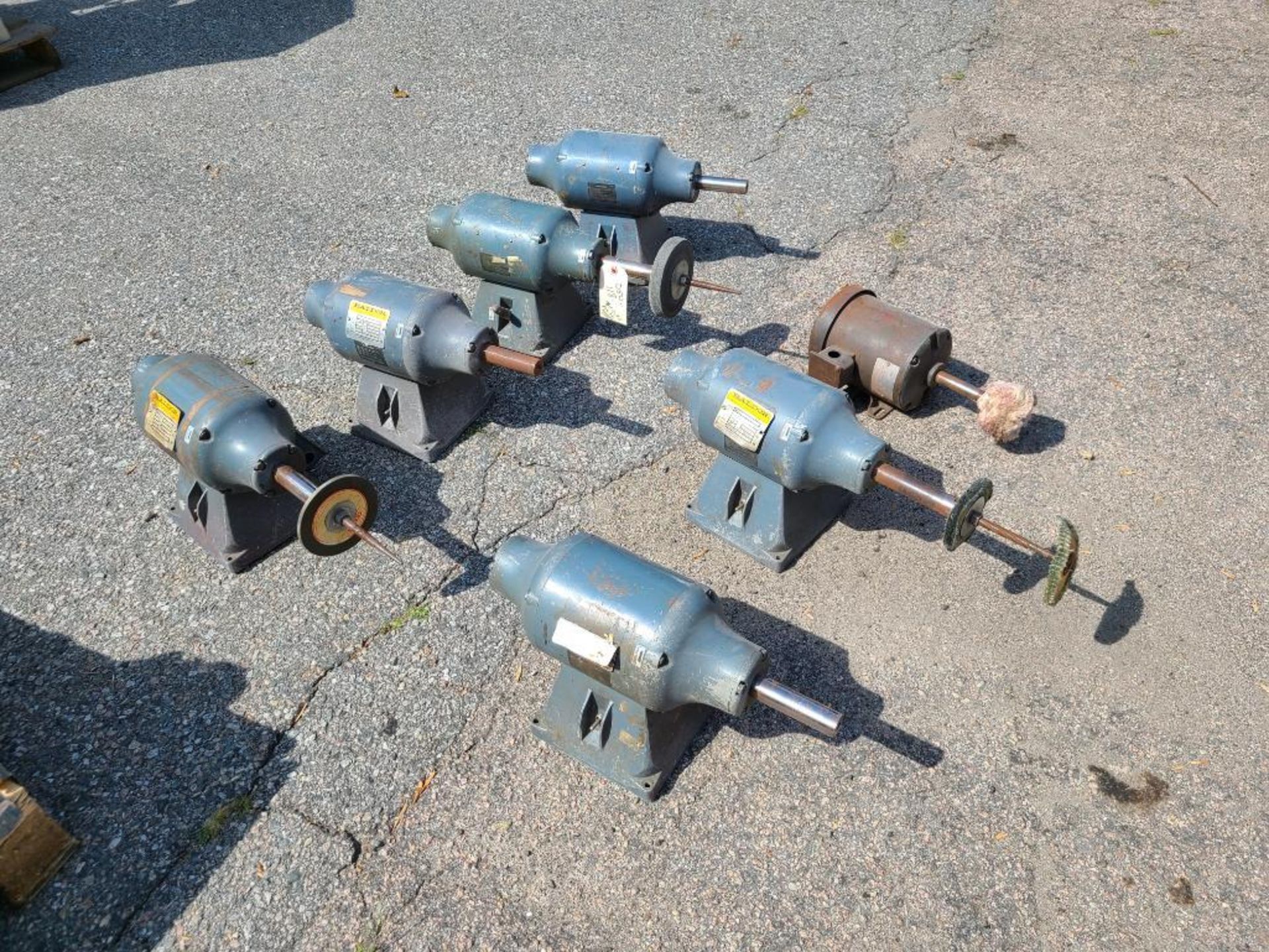 7 Buffing Polishing Motors - Image 4 of 5