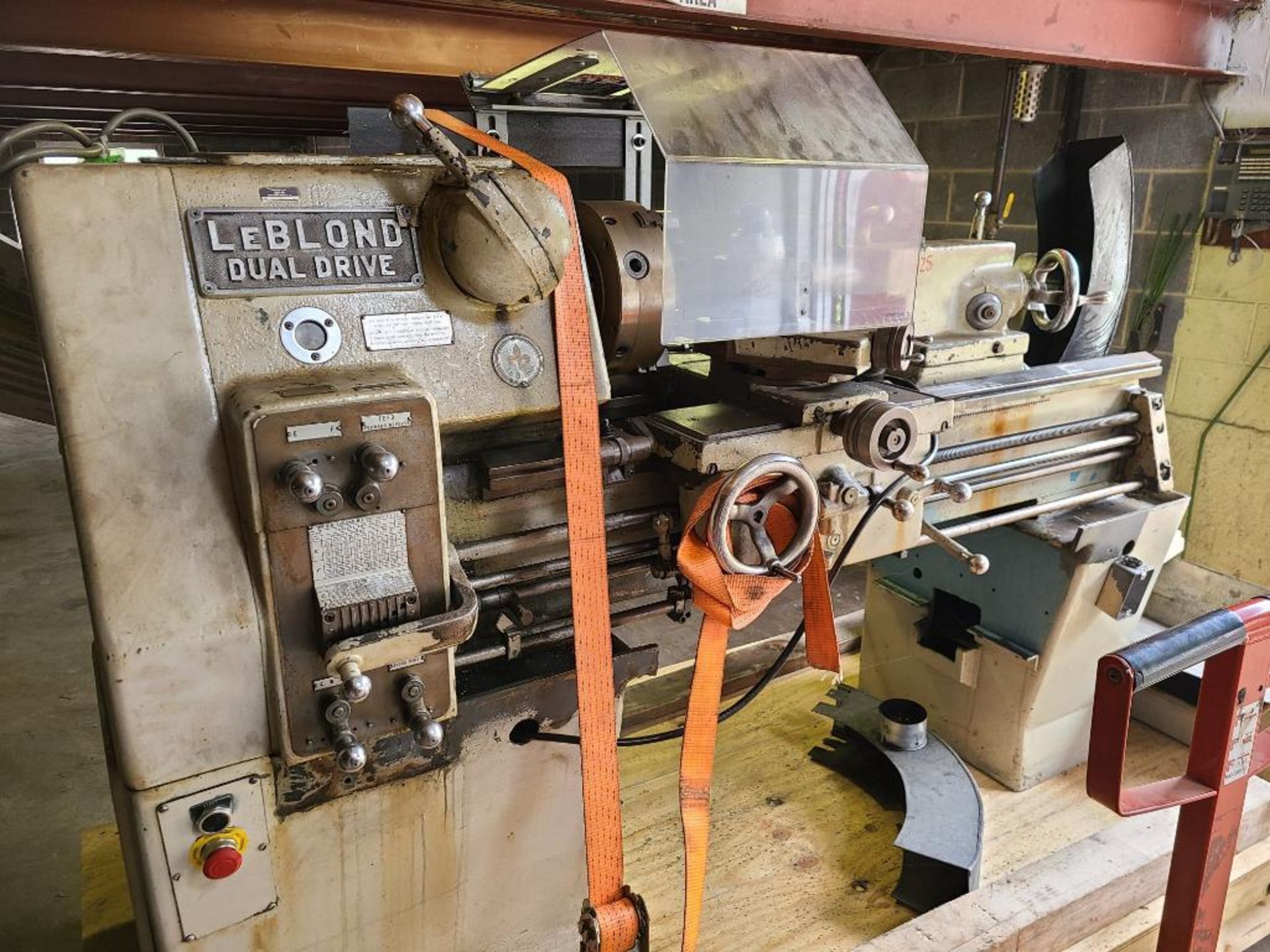 15/15.5" X 30" LEBLOND "DUAL-DRIVE" ENGINE LATHE - Image 2 of 5