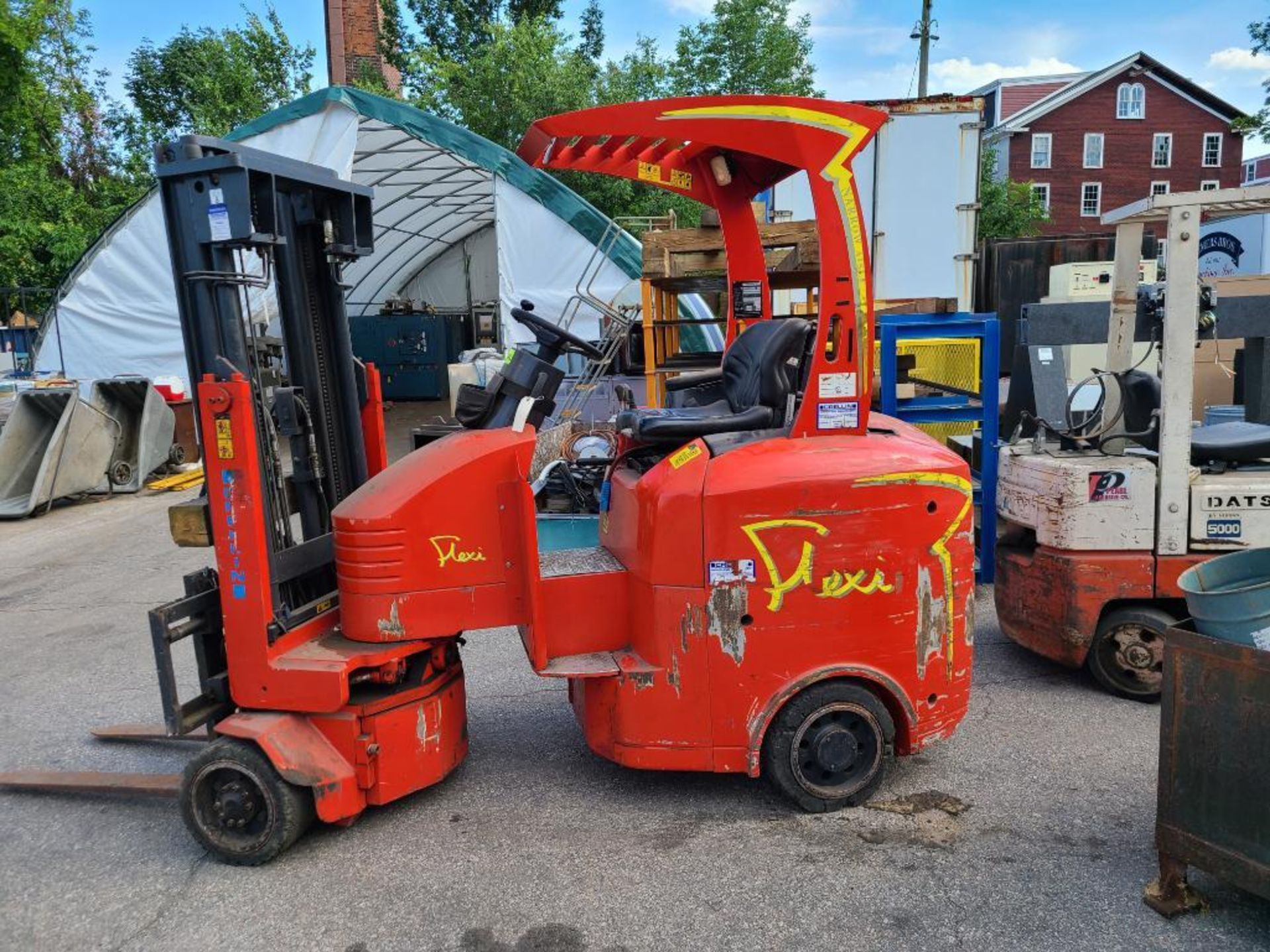 Flexi Narrow Aisle Forklift 3500 Lbs. - Image 2 of 5