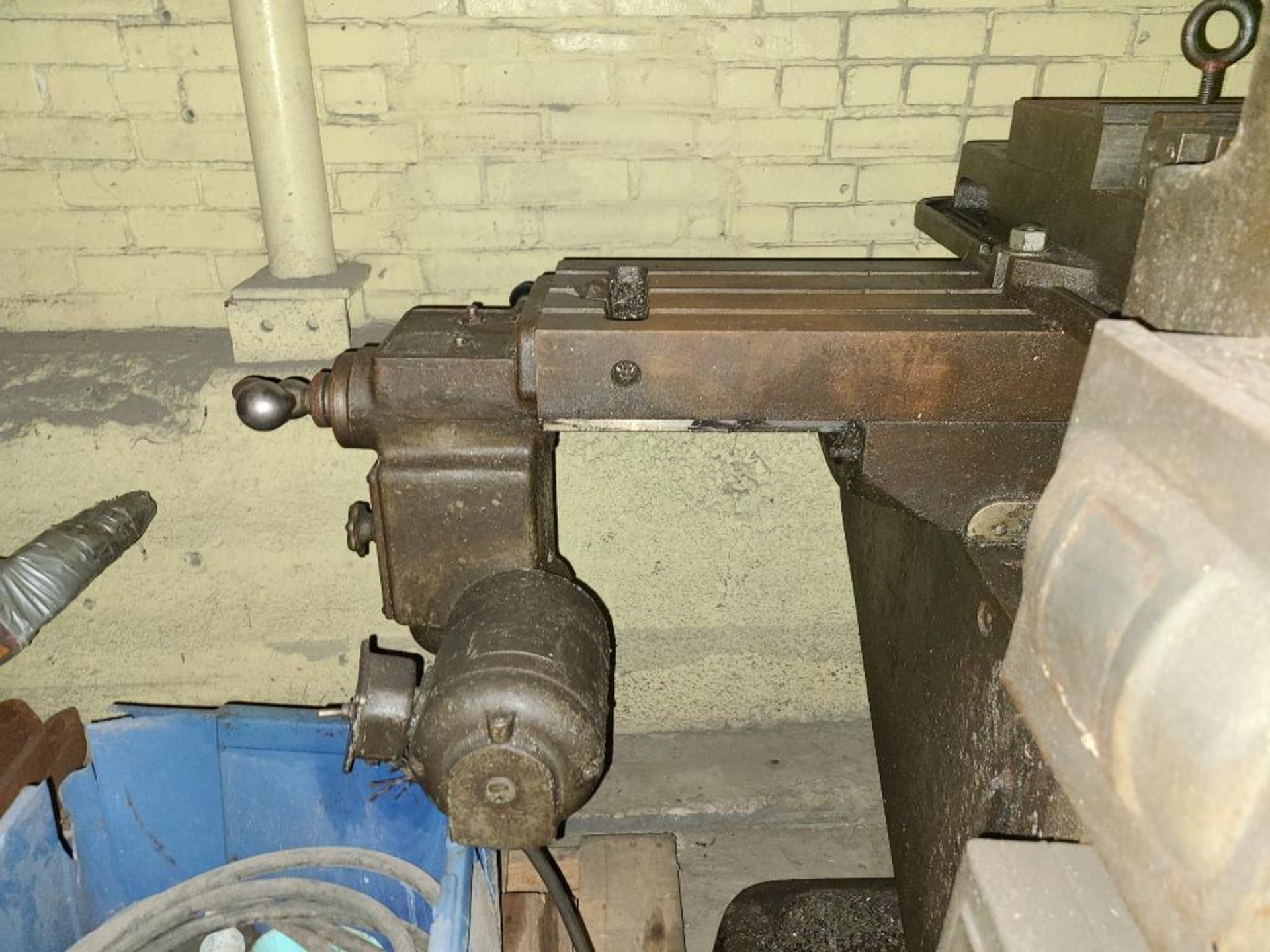 Brideport Milling Machine with Shaping Attachment - Image 6 of 11