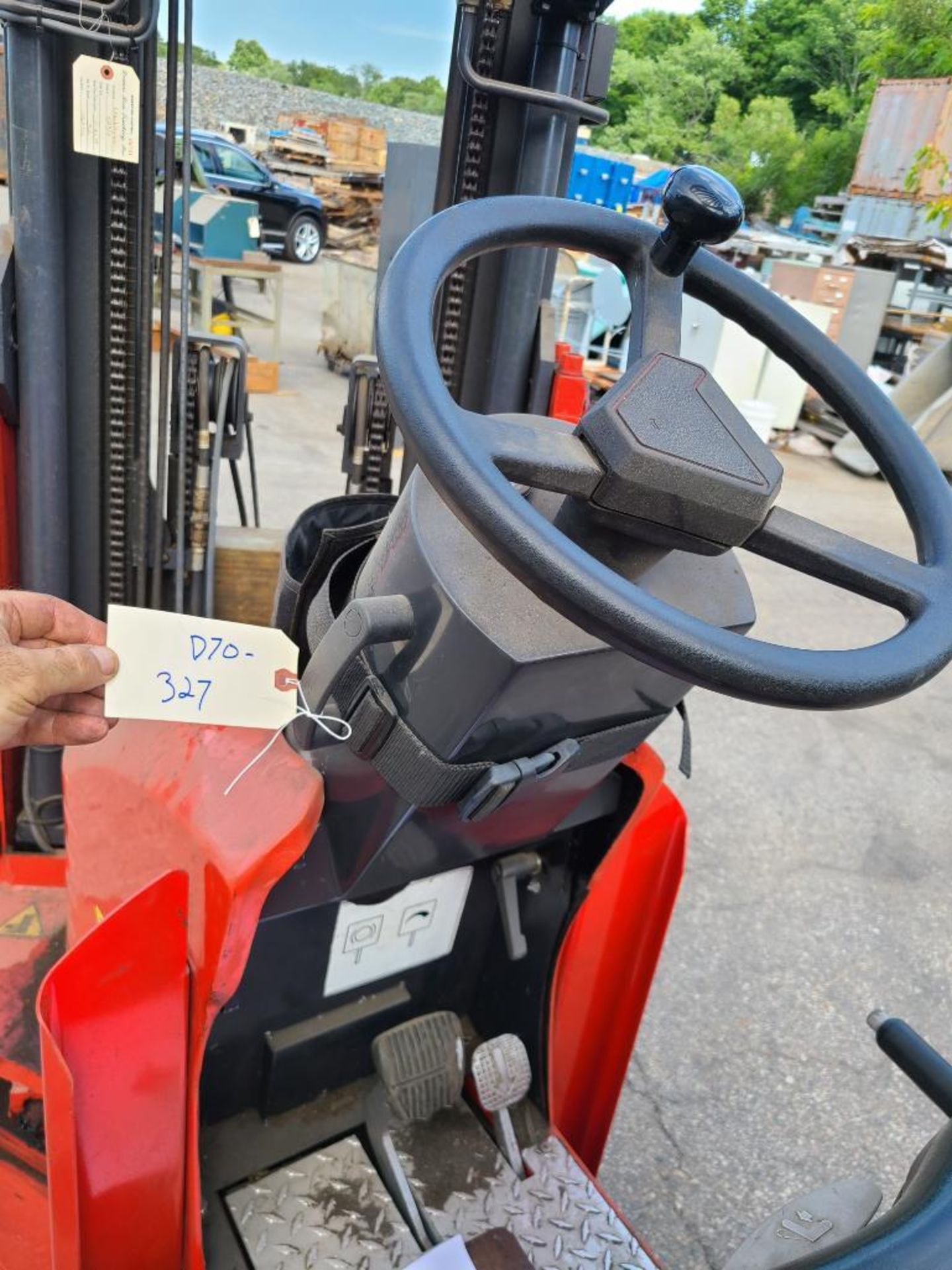 Flexi Narrow Aisle Forklift 3500 Lbs. - Image 3 of 5