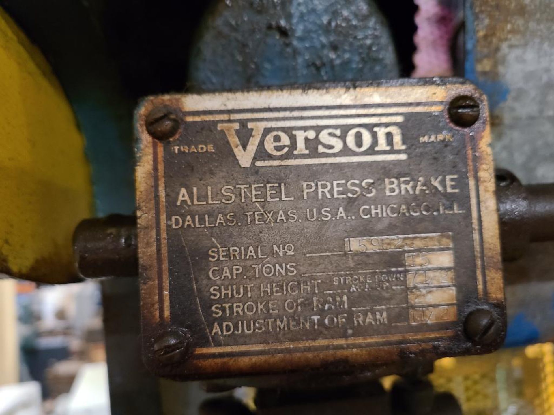 Verson 15 Ton 4 Foot Metal Brake - Image 4 of 5