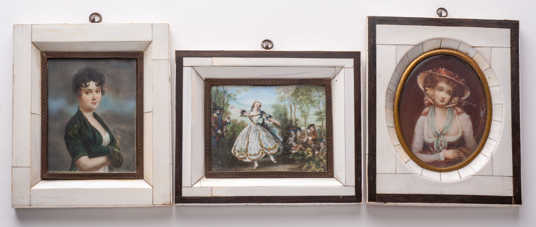 Set of 3 Lithographic reproductions