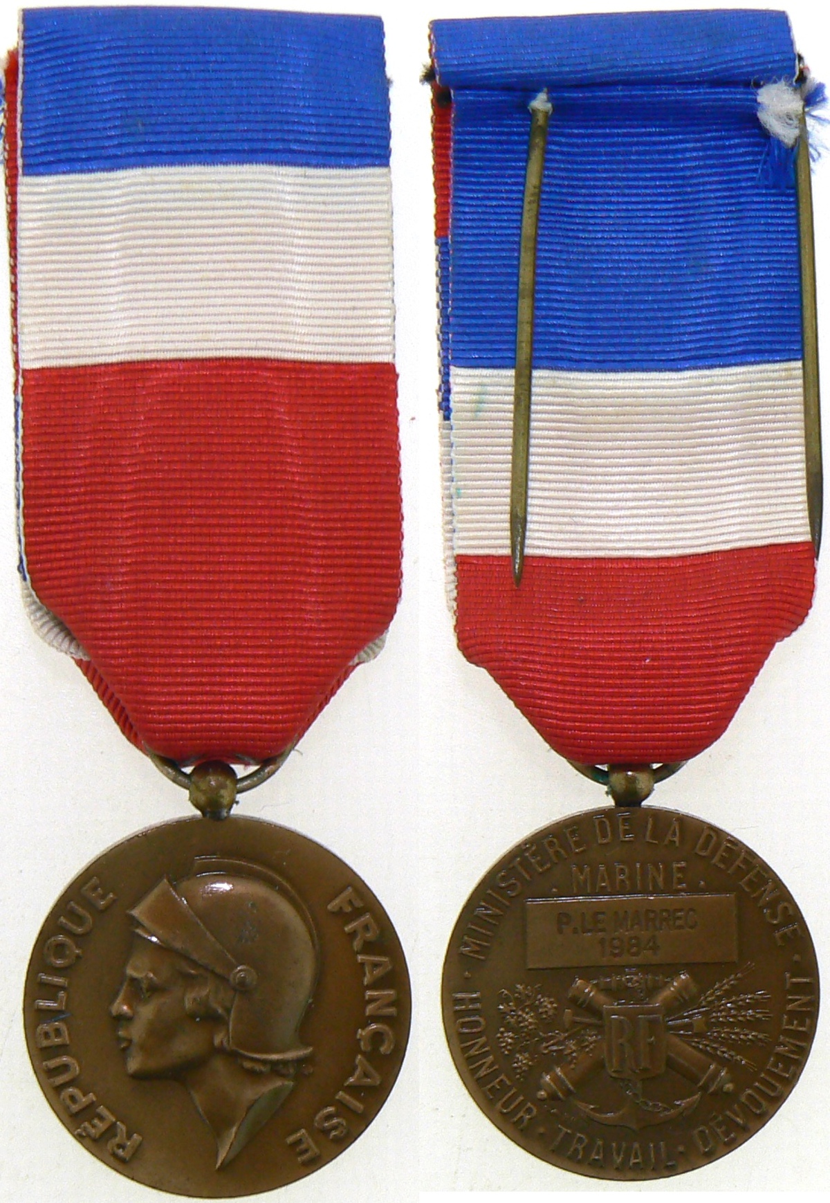 Honor Medal of the Defense Ministry, for Civil - Image 2 of 2