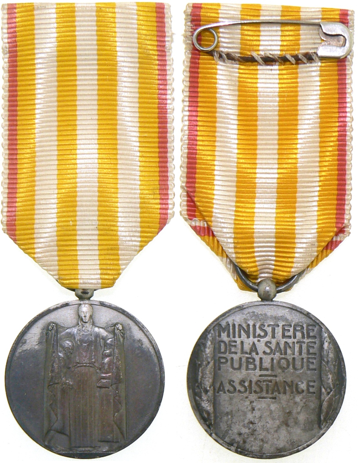 Ministry of Public Health â€šÃ„Ã¬ Assistance Medal