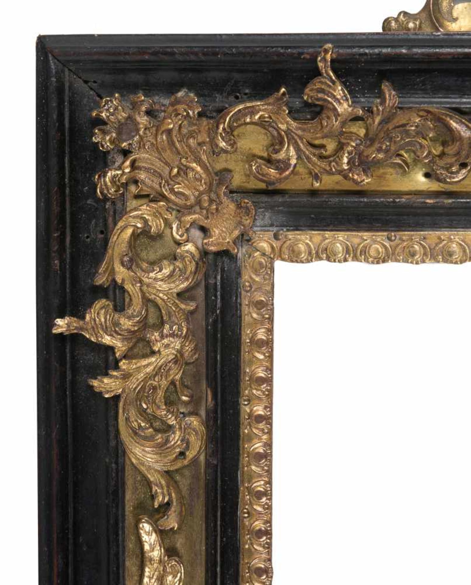 Carved ebony frame with gilt bronze applications. Italy. 17th century. - Bild 3 aus 4