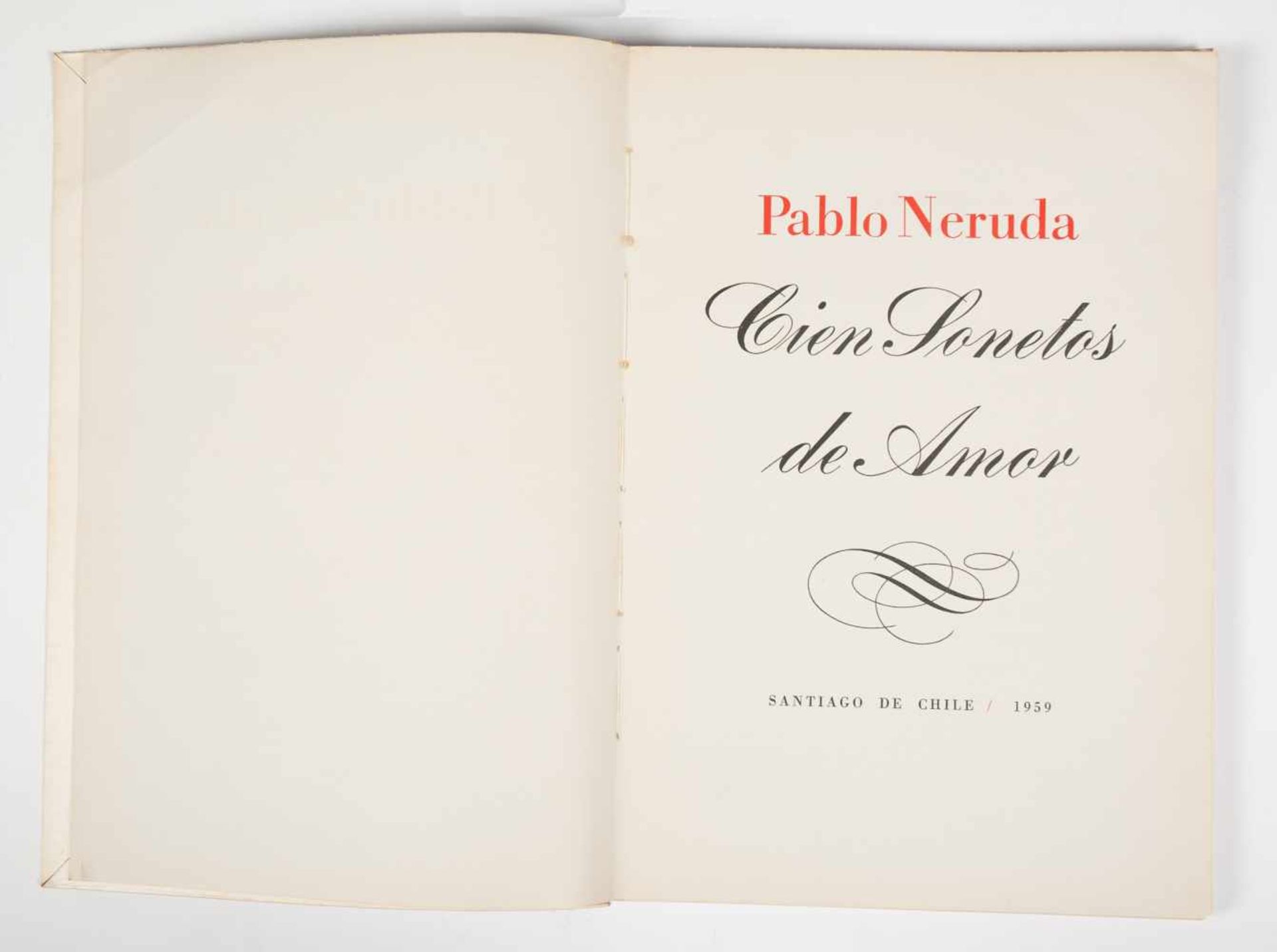 Pablo Neruda. Documentary set consisting of three black and white photographs, three handwritten - Bild 20 aus 56