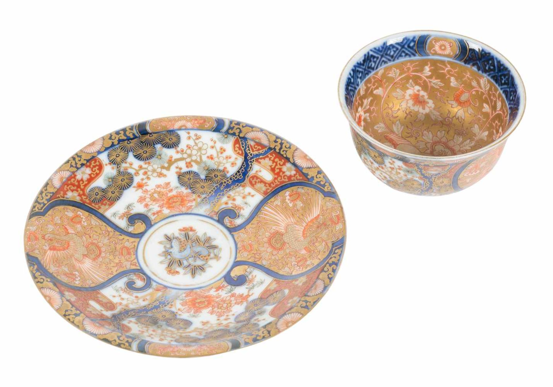 A Japanese Kenjo Imari style cup and saucer basin. Meiji-Taisho period. Late 19th century-early 20th - Bild 2 aus 8